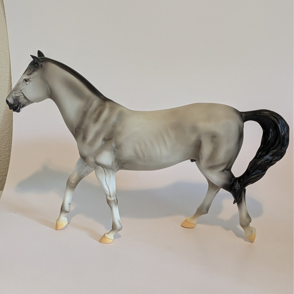Vintage West Wind Die-Cast Metal Thoroughbred Horse 1998 Gray Heavy 8"